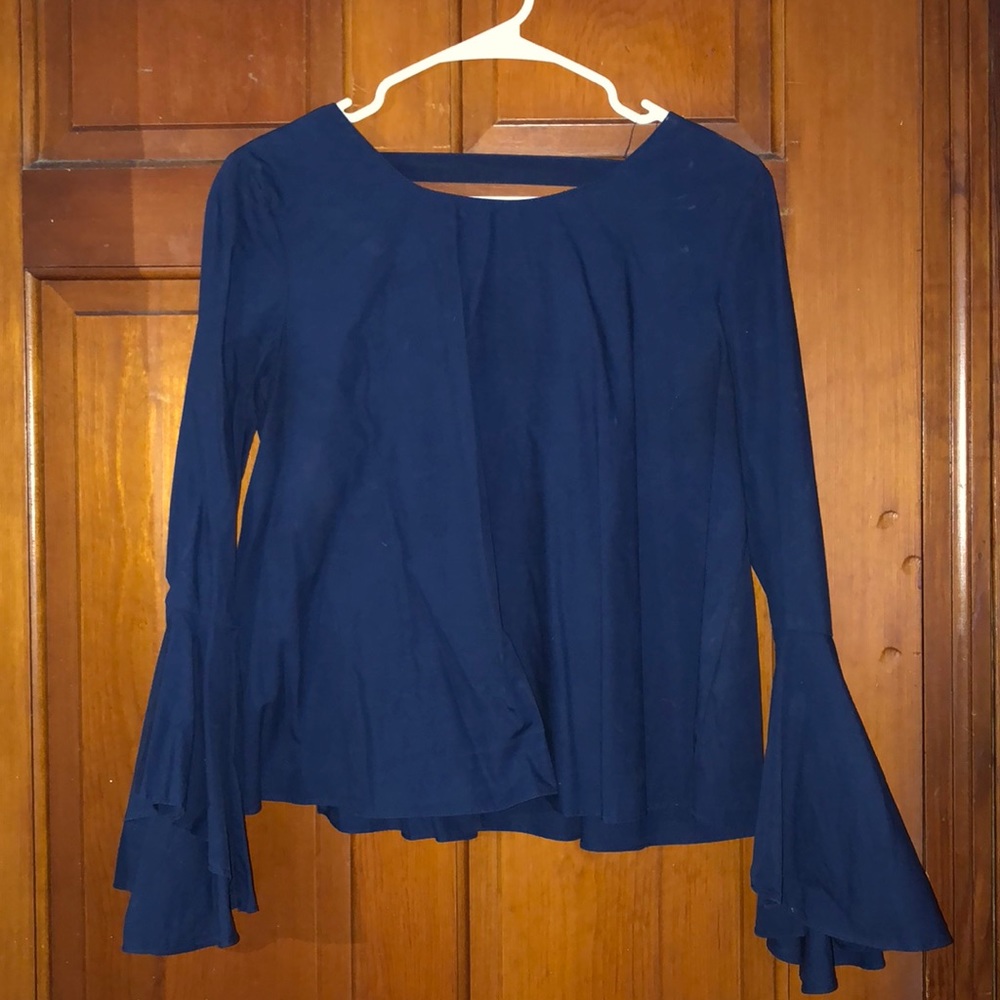 Soprano Bell Sleeve Swing Top